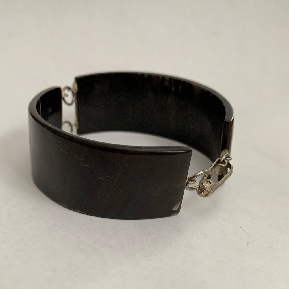 New vintage tortoiseshell horn bone acrylic bracelet (brwn-blk w tiny triangle)